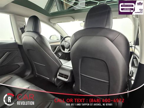 Used 2022 Tesla Model 3 Long Range AWD/4WD image 29