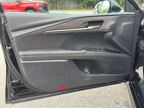 Used 2025 Toyota Camry LE FWD image 29
