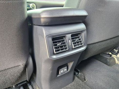 Used 2023 Toyota RAV4 SE AWD/4WD image 18