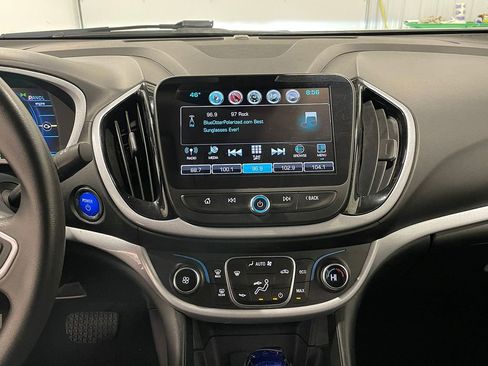Used 2018 Chevrolet Volt LT image 30