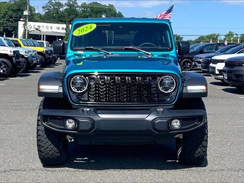 Used 2024 Jeep Wrangler Unlimited Sport AWD/4WD image 3