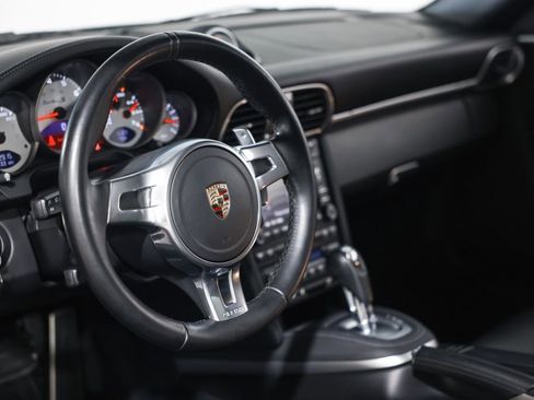 Used 2011 Porsche 911 Turbo S image 29