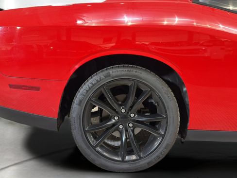 Used 2016 Dodge Challenger SXT w/ Blacktop Package RWD image 35