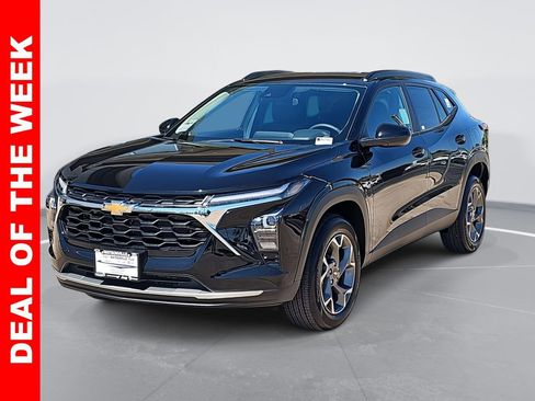 New 2025 Chevrolet Trax LT w/ Driver Confidence Package image 7