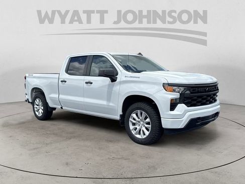 Used 2022 Chevrolet Silverado 1500 Custom AWD/4WD image 7