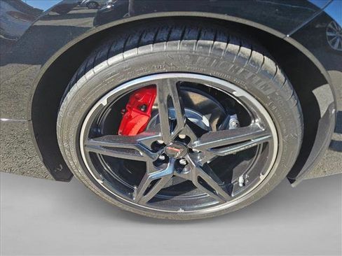 Used 2025 Chevrolet Corvette Stingray Coupe w/ 1LT image 8