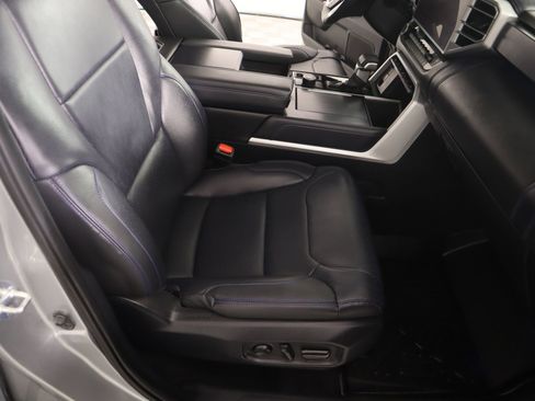 Used 2024 Toyota Sequoia Platinum image 14