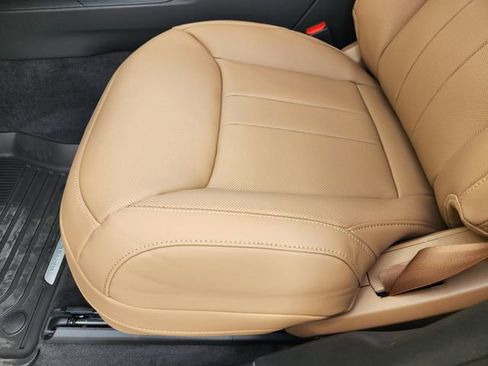 New 2026 Land Rover Range Rover Sport SE image 17