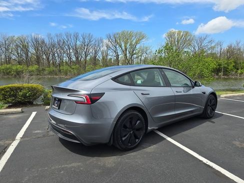 Used 2025 Tesla Model 3 Long Range image 6
