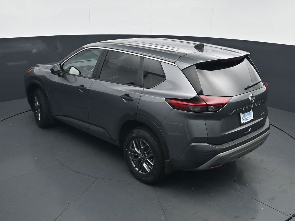 Used 2023 Nissan Rogue S AWD/4WD image 32