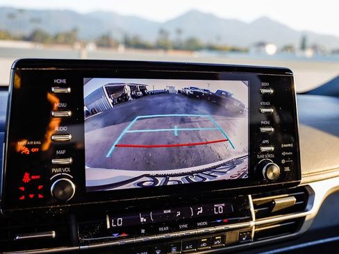 Used 2024 Toyota Sienna XSE w/ XSE Plus Package image 29