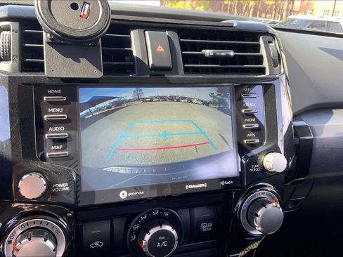 Used 2024 Toyota 4Runner TRD Off-Road image 27