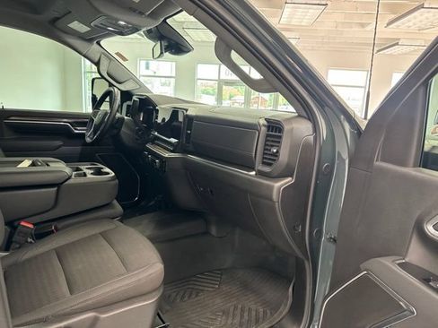 Used 2025 Chevrolet Silverado 3500 LT w/ Trail Boss Package AWD/4WD image 27