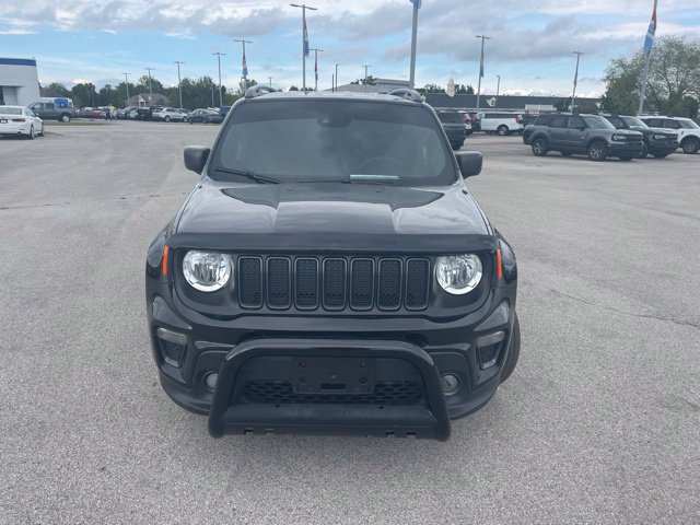 Used 2021 Jeep Renegade Latitude AWD/4WD image 3