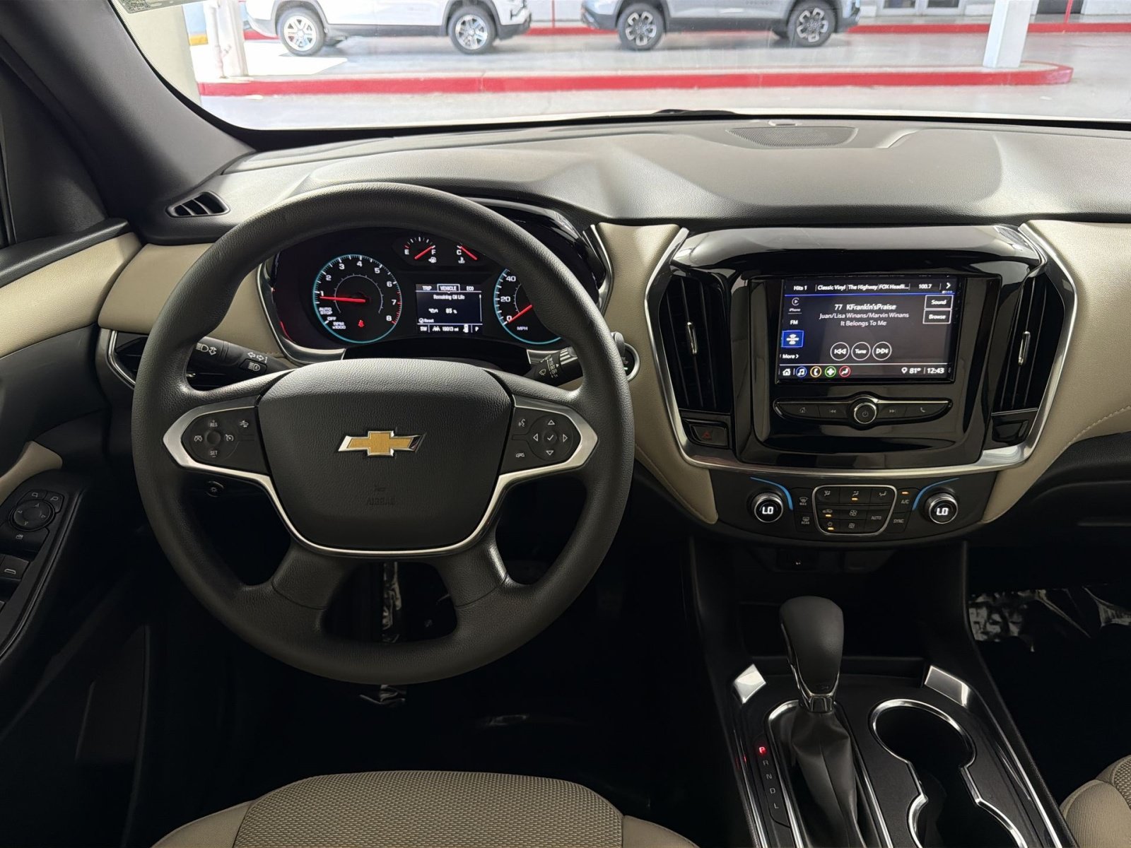 Used 2023 Chevrolet Traverse LS FWD image 16