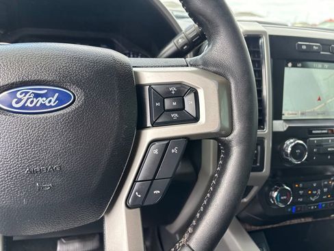 Used 2019 Ford F350 Lariat AWD/4WD image 16