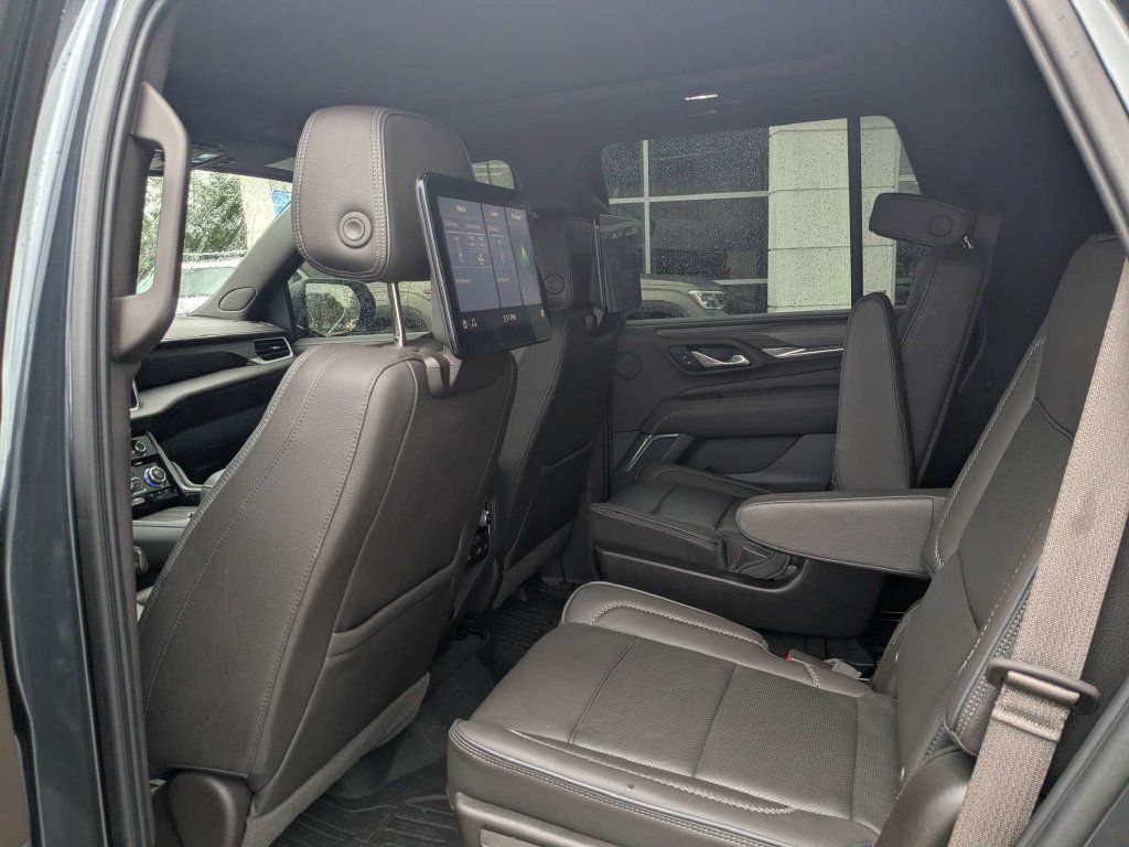 Used 2021 GMC Yukon Denali w/ Denali Premium Package RWD image 19