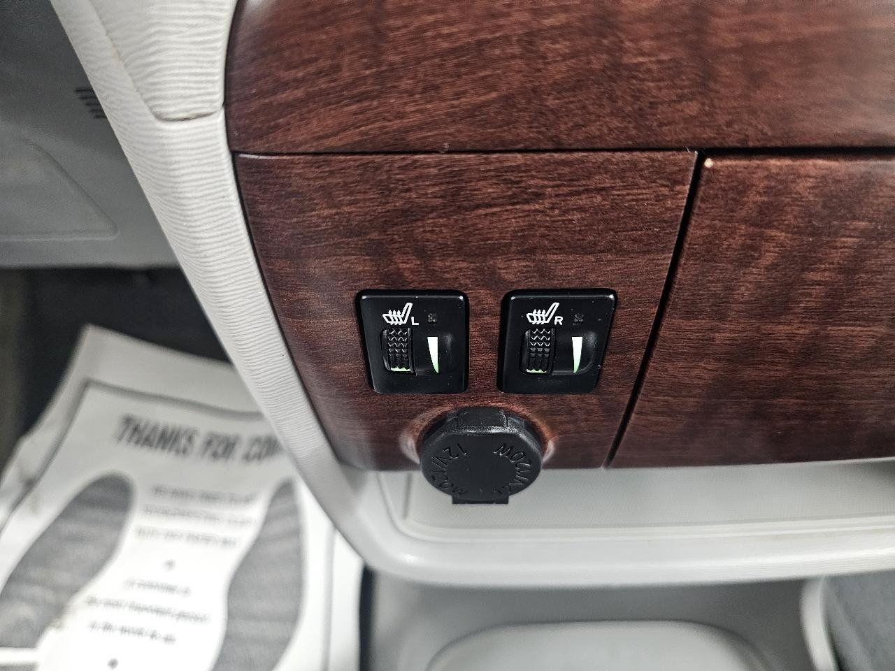 Used 2014 Toyota Sienna XLE AWD/4WD image 21