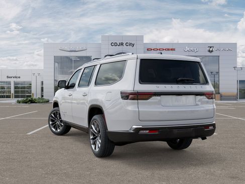 New 2025 Jeep Wagoneer L Series III w/ Premium Group I image 29