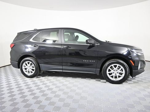 Used 2023 Chevrolet Equinox LT image 9