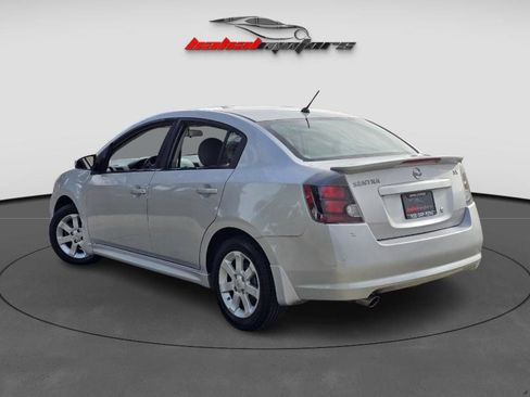 Used 2012 Nissan Sentra 2.0 SR image 9