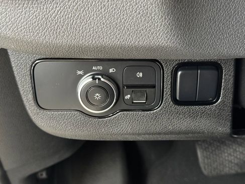 Used 2020 Mercedes-Benz Sprinter 3500 image 19