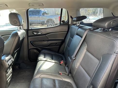 Used 2017 GMC Acadia SLT image 13