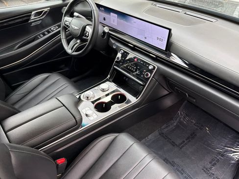 Used 2025 Genesis GV80 2.5T Standard AWD/4WD image 18
