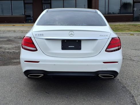 Used 2020 Mercedes-Benz E 350 4MATIC Sedan image 4