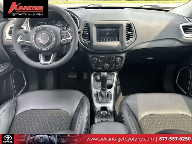 Used 2021 Jeep Compass Latitude AWD/4WD image 17