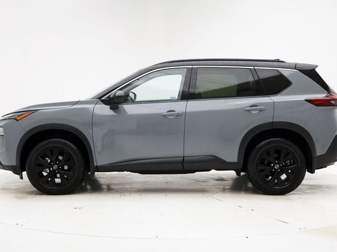 Used 2023 Nissan Rogue SV w/ SV Premium B Package image 6