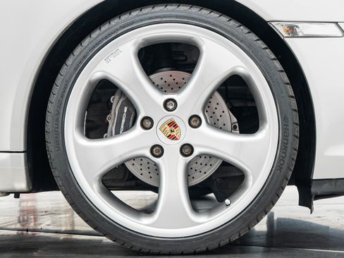 Used 2005 Porsche 911 Carrera RWD image 42