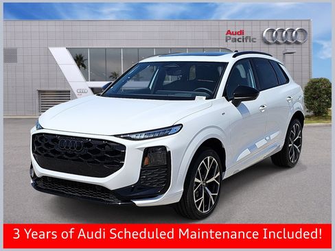 New 2026 Audi Q3 quattro 2.0T AWD/4WD image 1