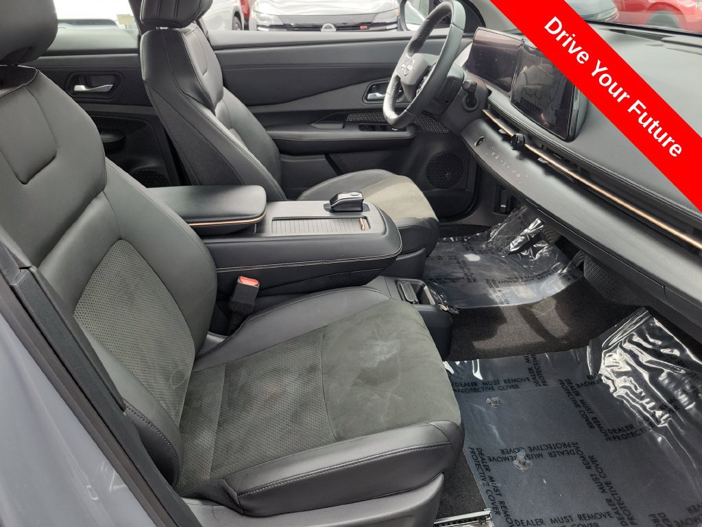 Used 2024 Nissan Ariya FWD image 21