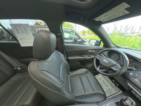 Used 2021 Cadillac XT4 Sport AWD/4WD image 28