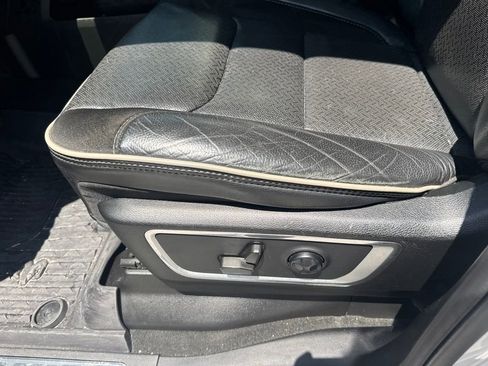 Used 2021 RAM 1500 Laramie RWD image 17