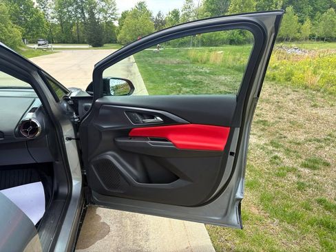 New 2026 Chevrolet Equinox EV RS AWD/4WD image 33