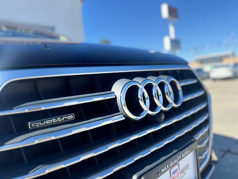 Used 2018 Audi Q7 3.0T Prestige w/ Prestige Package image 13