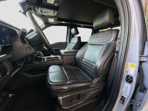 Used 2024 Ford F250 Platinum w/ FX4 Off-Road Package image 22