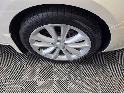 Used 2013 Buick Verano FWD image 27