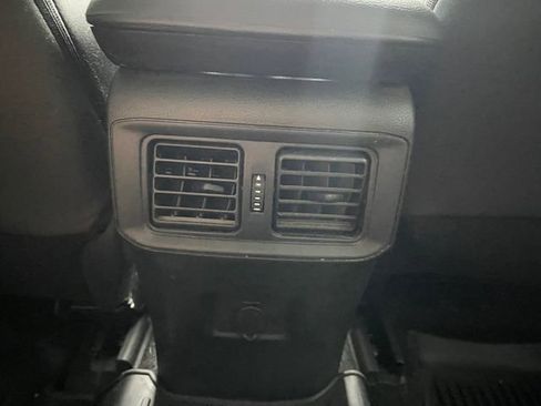 Used 2024 Toyota RAV4 LE AWD/4WD image 17