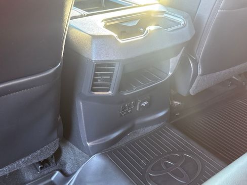 Used 2023 Toyota Tundra Limited image 36