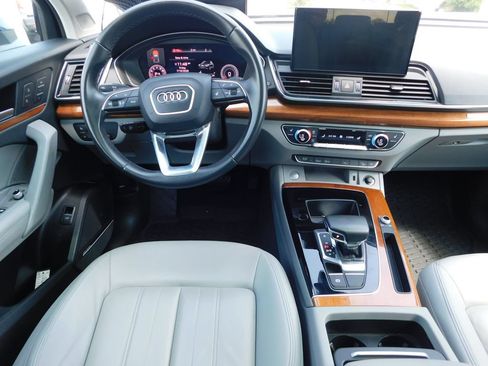 Used 2022 Audi Q5 2.0T Premium Plus AWD/4WD image 17