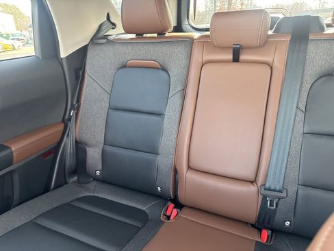 Used 2023 Ford Bronco Sport Outer Banks w/ Tech Package image 12