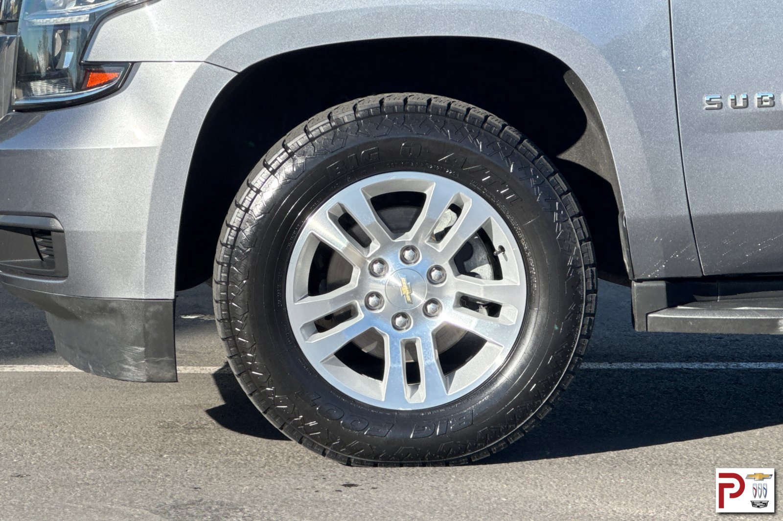 Used 2018 Chevrolet Suburban LT AWD/4WD image 36