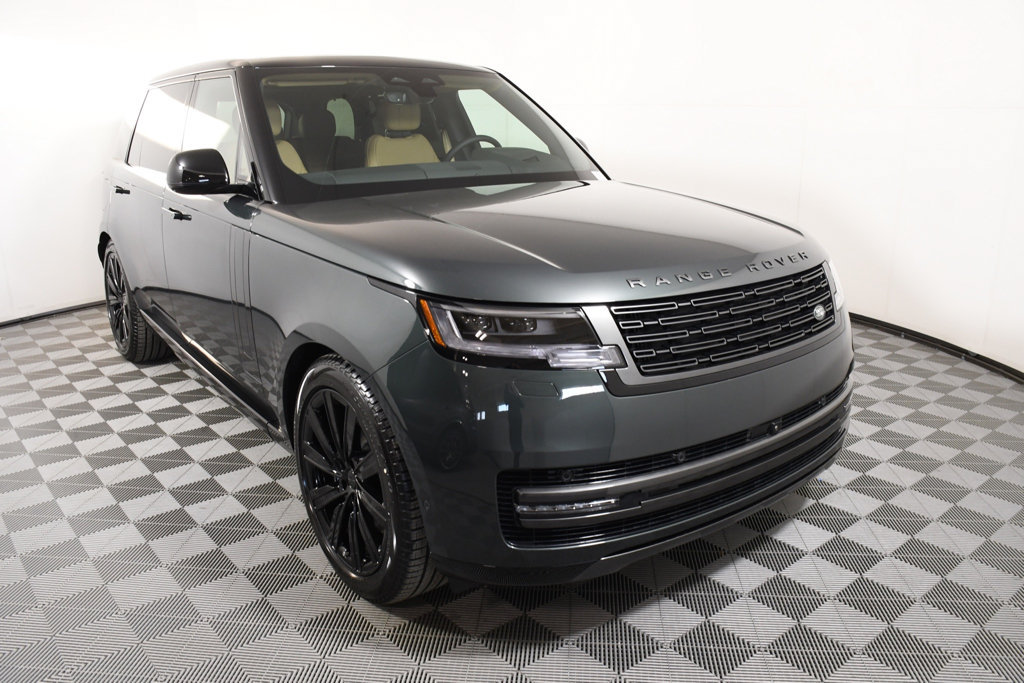 New 2026 Land Rover Range Rover Long Wheelbase SE AWD/4WD image 9