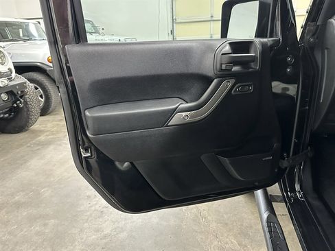 Used 2011 Jeep Wrangler Sport AWD/4WD image 25