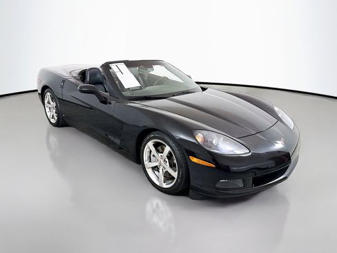 Used 2009 Chevrolet Corvette Convertible w/ Preferred Equipment Group RWD image 30