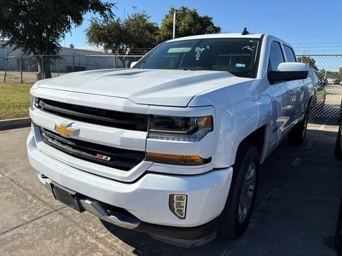 Used 2018 Chevrolet Silverado 1500 LT w/ Texas Edition AWD/4WD image 1