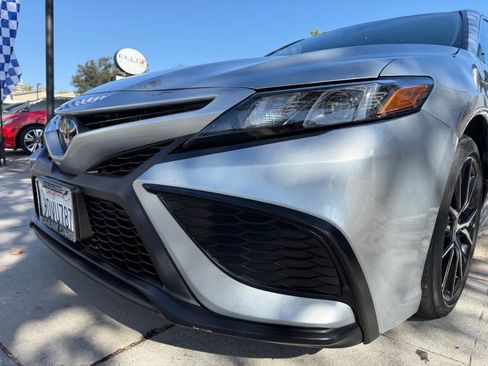 Used 2023 Toyota Camry SE image 16